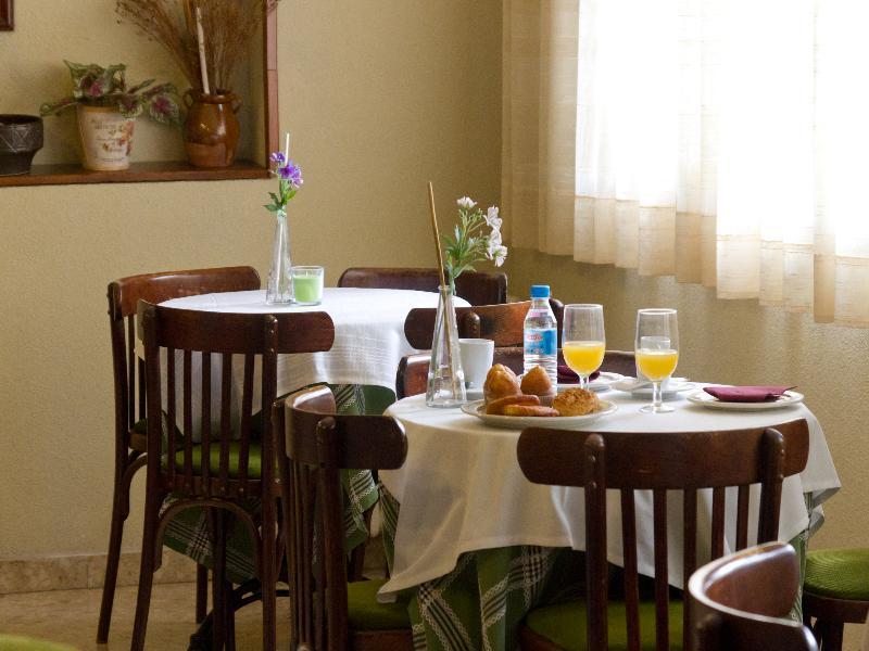 Guest house Siete Picos 2*